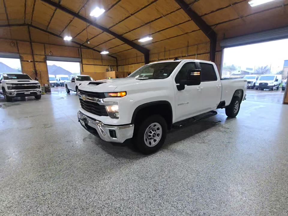 2025 Chevrolet Silverado 2500HD LT photo
