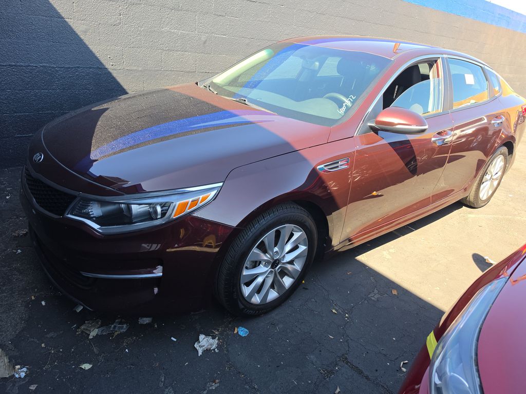 2018 Kia Optima LX photo