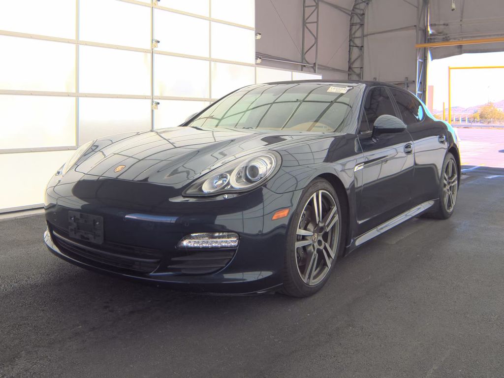 2012 Porsche Panamera photo