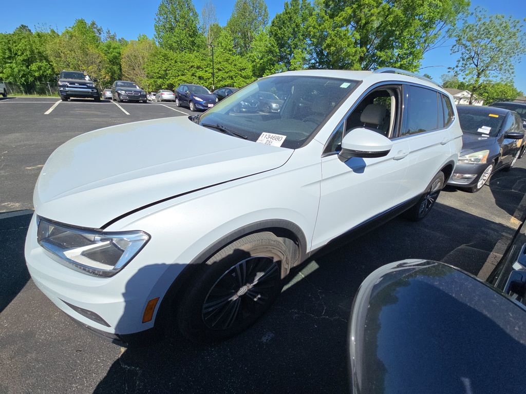 2018 Volkswagen Tiguan SEL photo