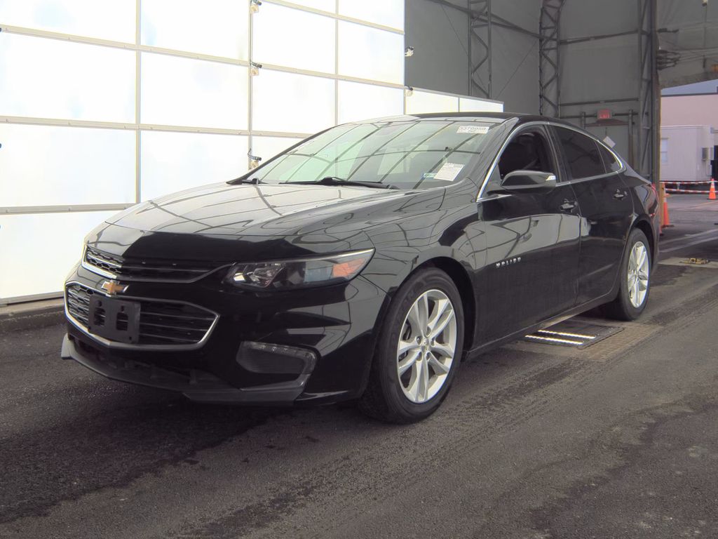 2018 Chevrolet Malibu LT photo