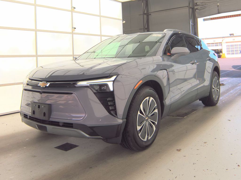 2025 Chevrolet Blazer AWD LT photo