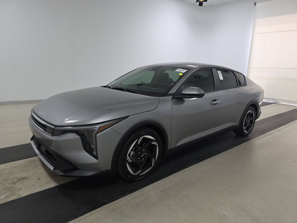 2025 Kia K4 EX photo