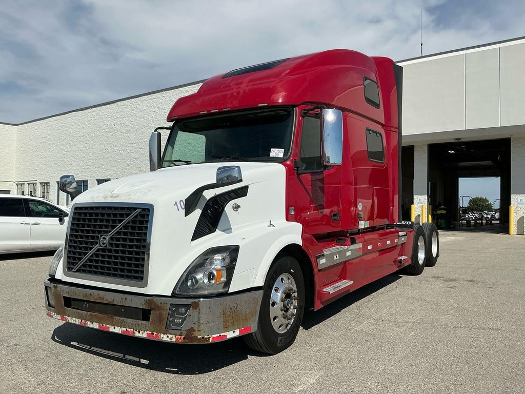 2015 Volvo VN photo