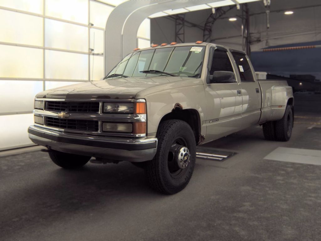 1999 Chevrolet 3500 Base photo
