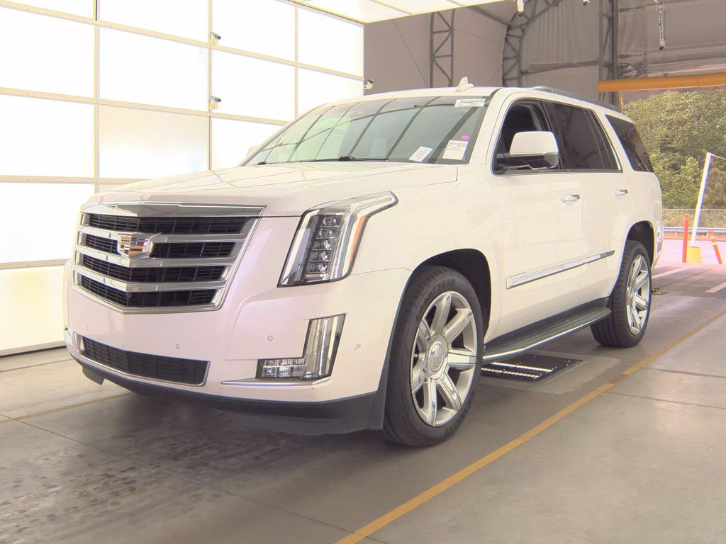 2017 Cadillac Escalade Luxury photo