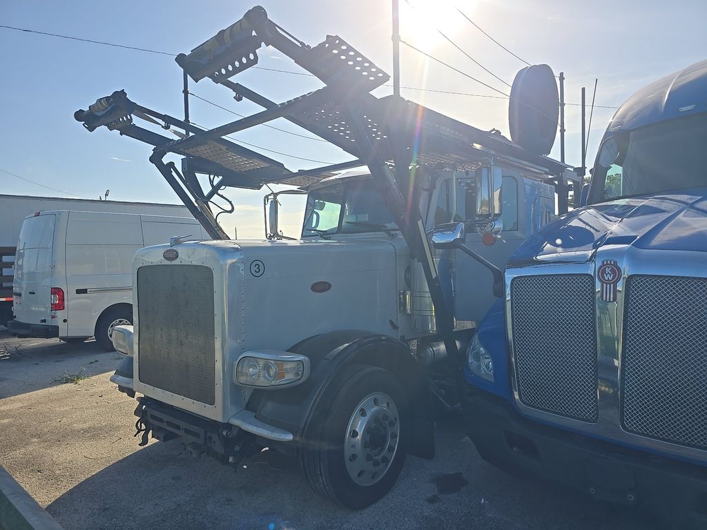 2020 Peterbilt 389 photo