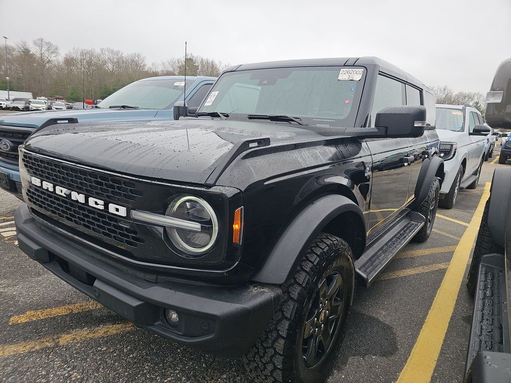 2025 Ford Bronco Outer Bank photo