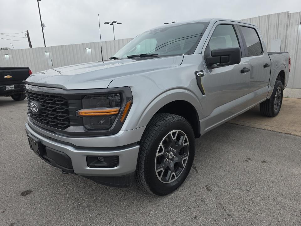 2025 Ford F-150 STX photo