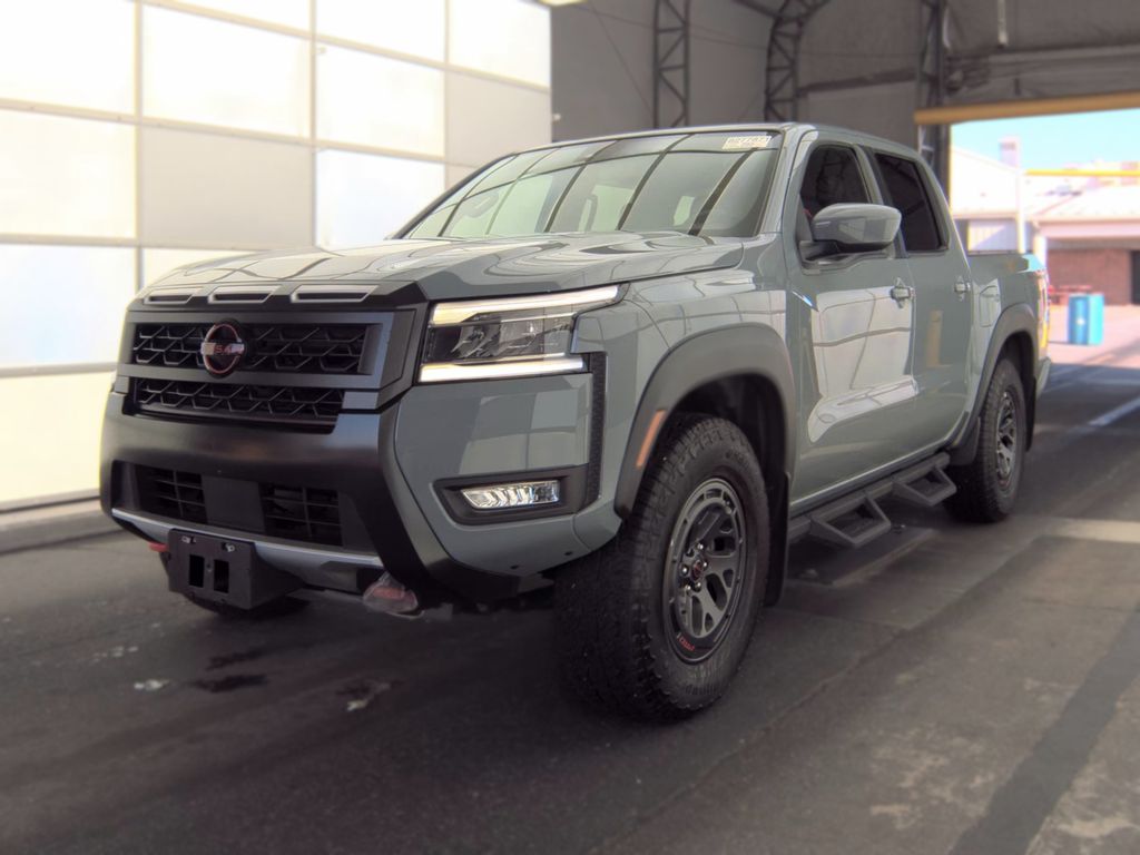 2025 Nissan Frontier PRO-4X photo