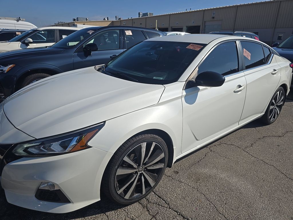 2021 Nissan Altima 2.5 SR photo