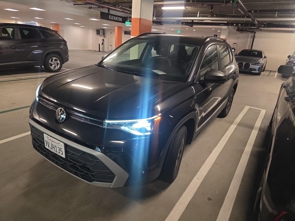 2025 Volkswagen Taos S photo