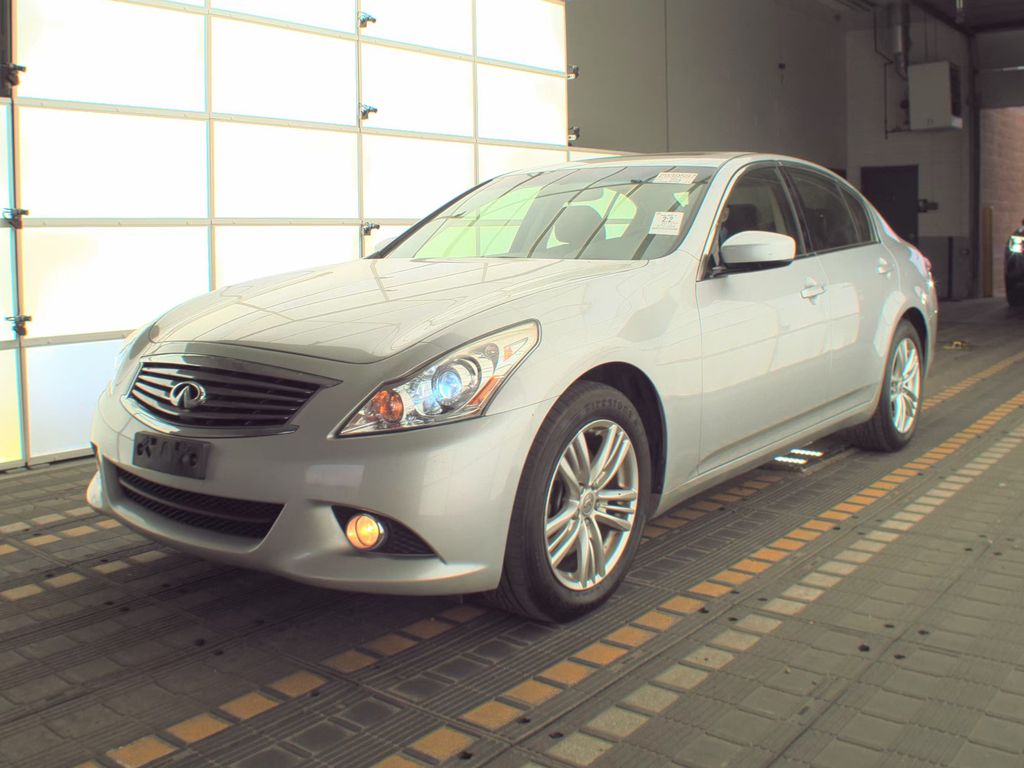 2013 INFINITI G37 X photo
