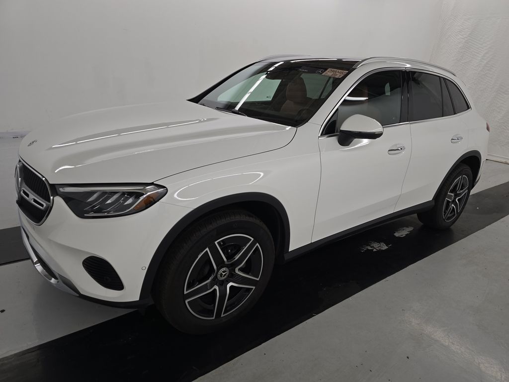 2026 Mercedes-Benz GLC GLC 300 photo