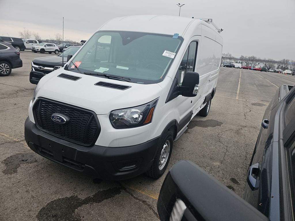 2025 Ford T250 Cargo photo