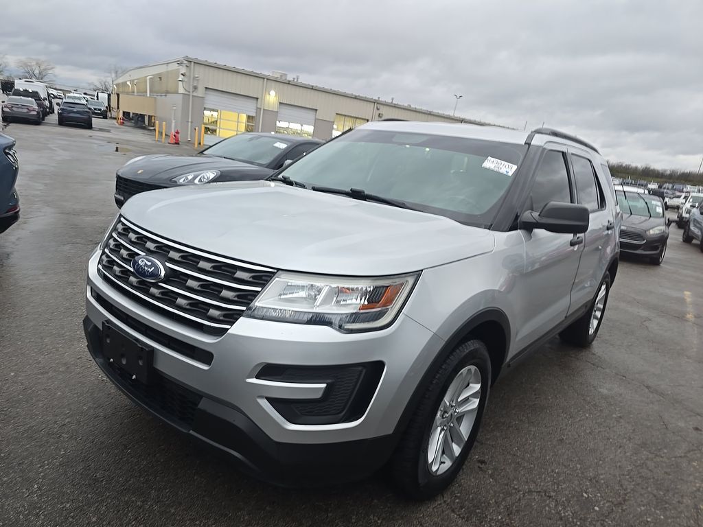 2017 Ford Explorer Base photo