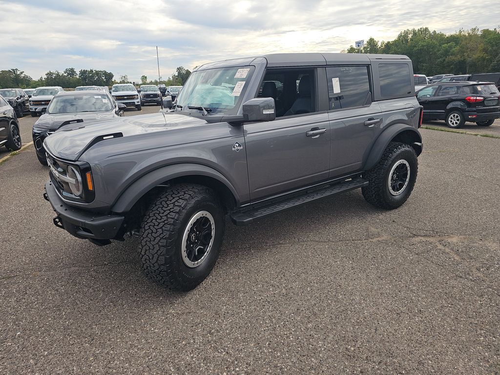 2021 Ford Bronco Outer Bank photo