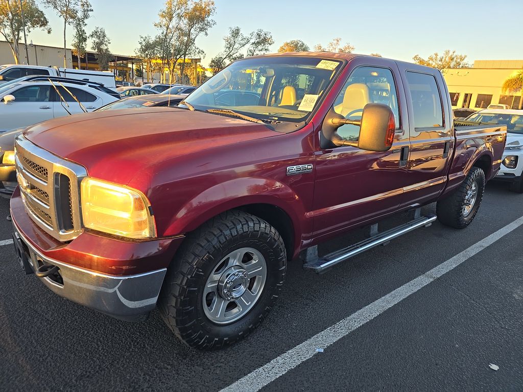 2005 Ford 350 SRW Lariat photo
