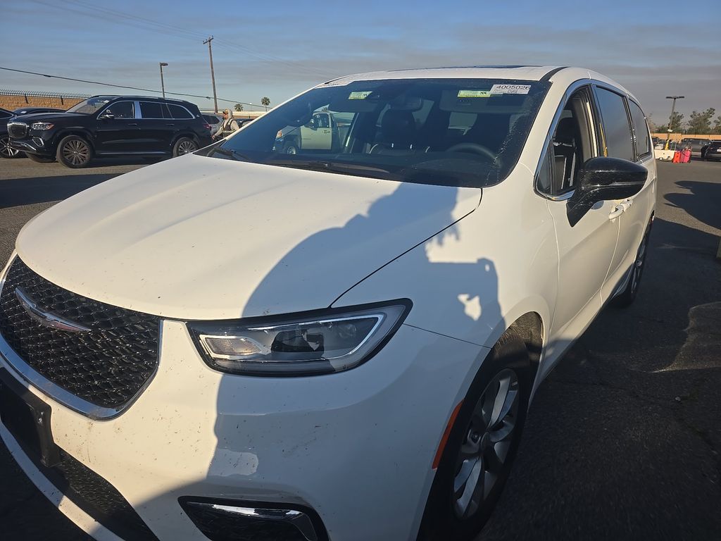 2026 Chrysler Pacifica Limited photo