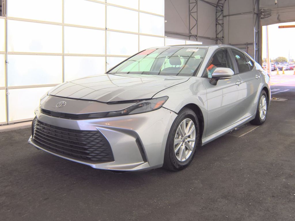 2025 Toyota Camry LE photo