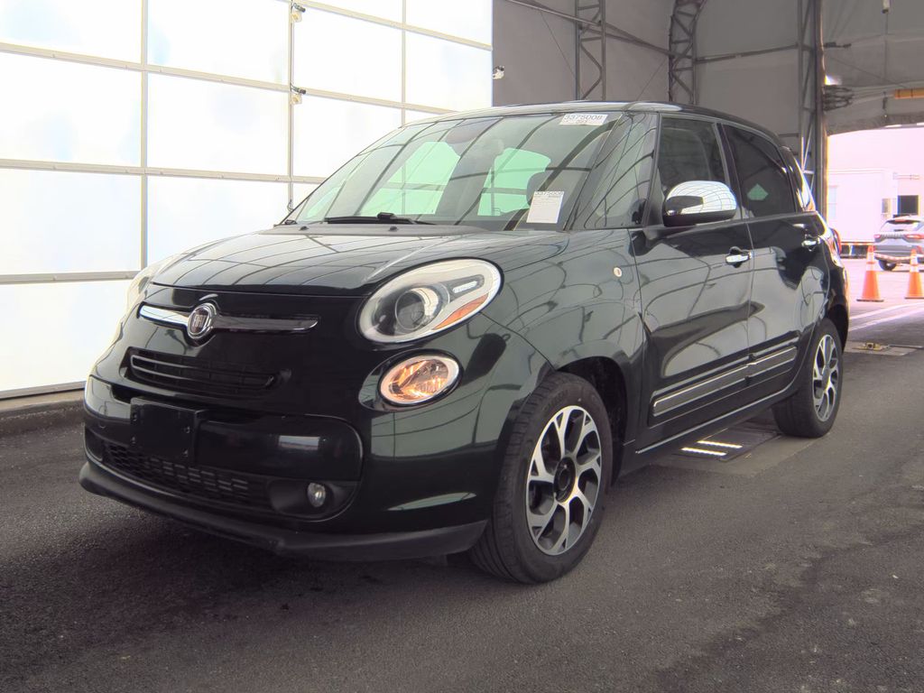 2014 FIAT 500L Lounge photo