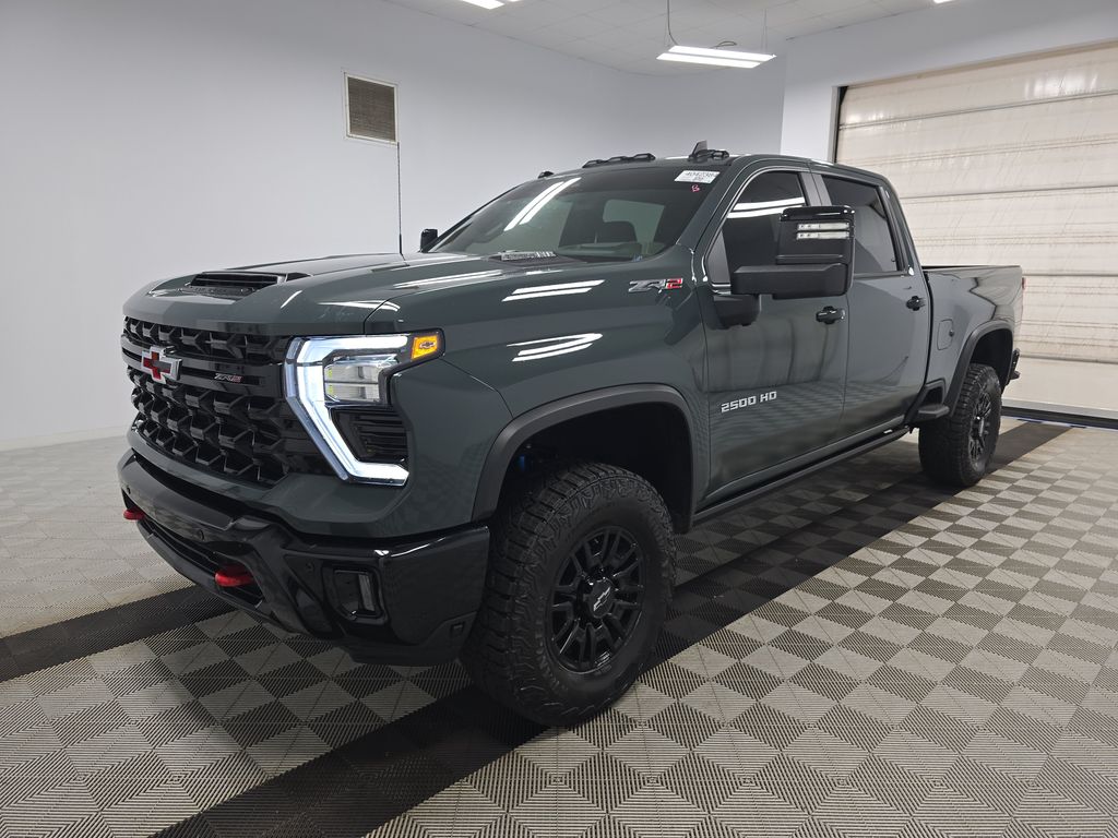 2025 Chevrolet Silverado 2500HD ZR2 photo