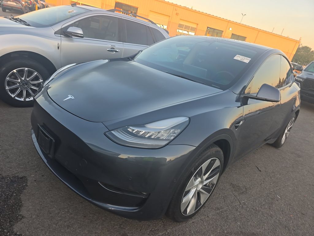 2021 Tesla Model Y Long Range photo