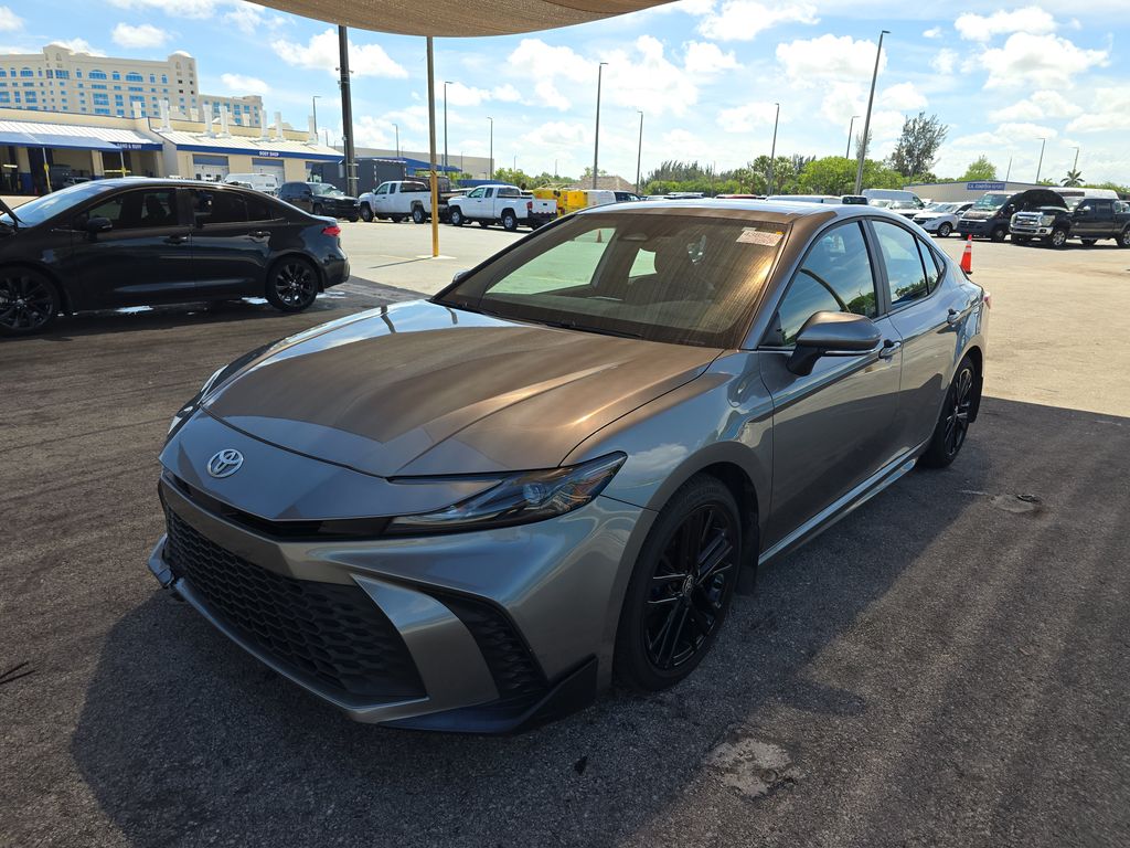 2025 Toyota Camry SE photo