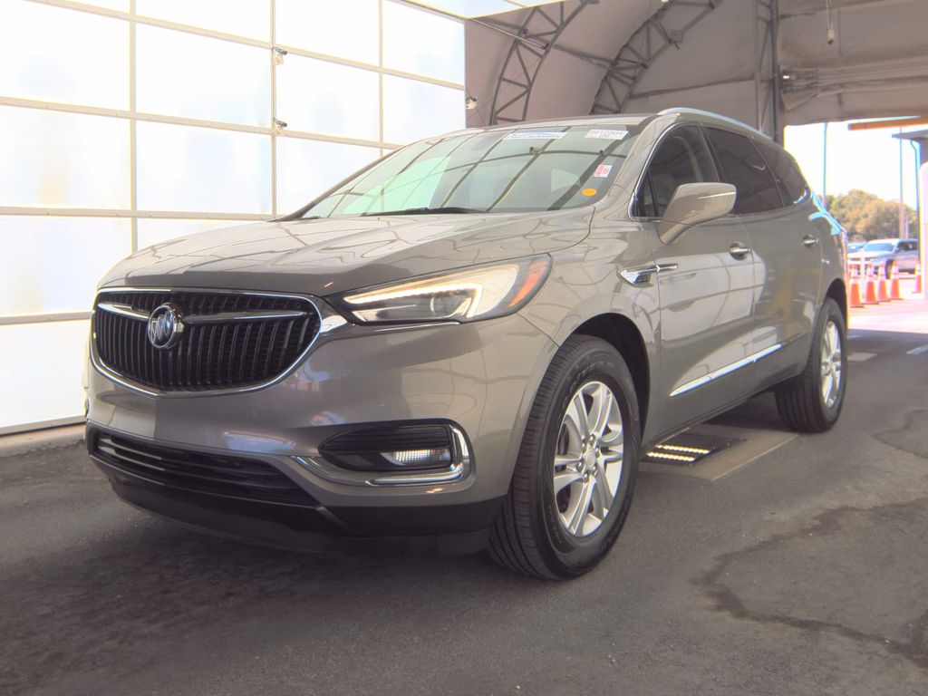 2018 Buick Enclave Essence photo