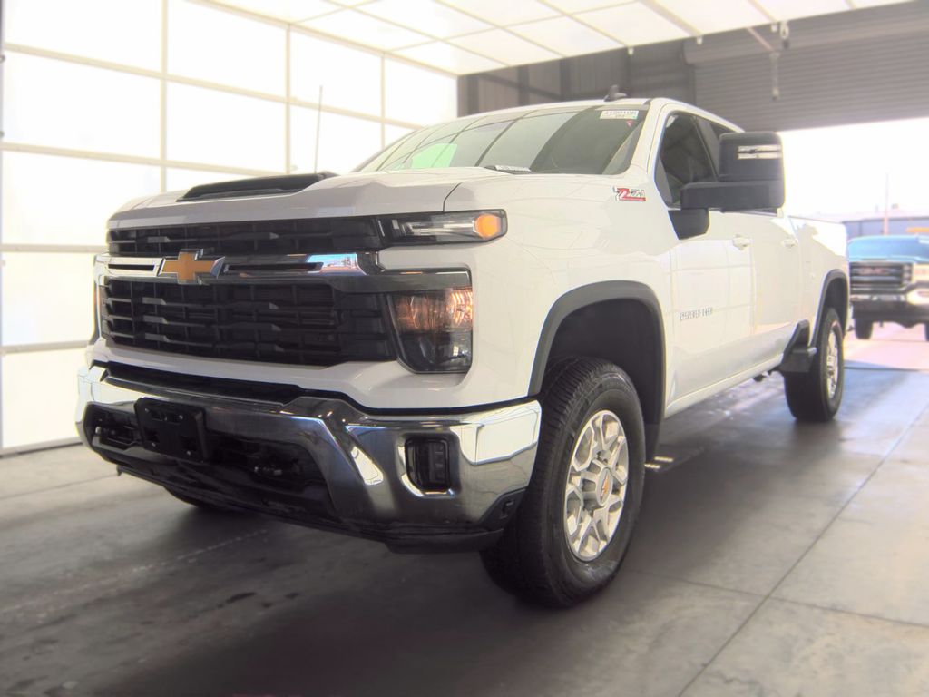 2026 Chevrolet 2500HD LT photo