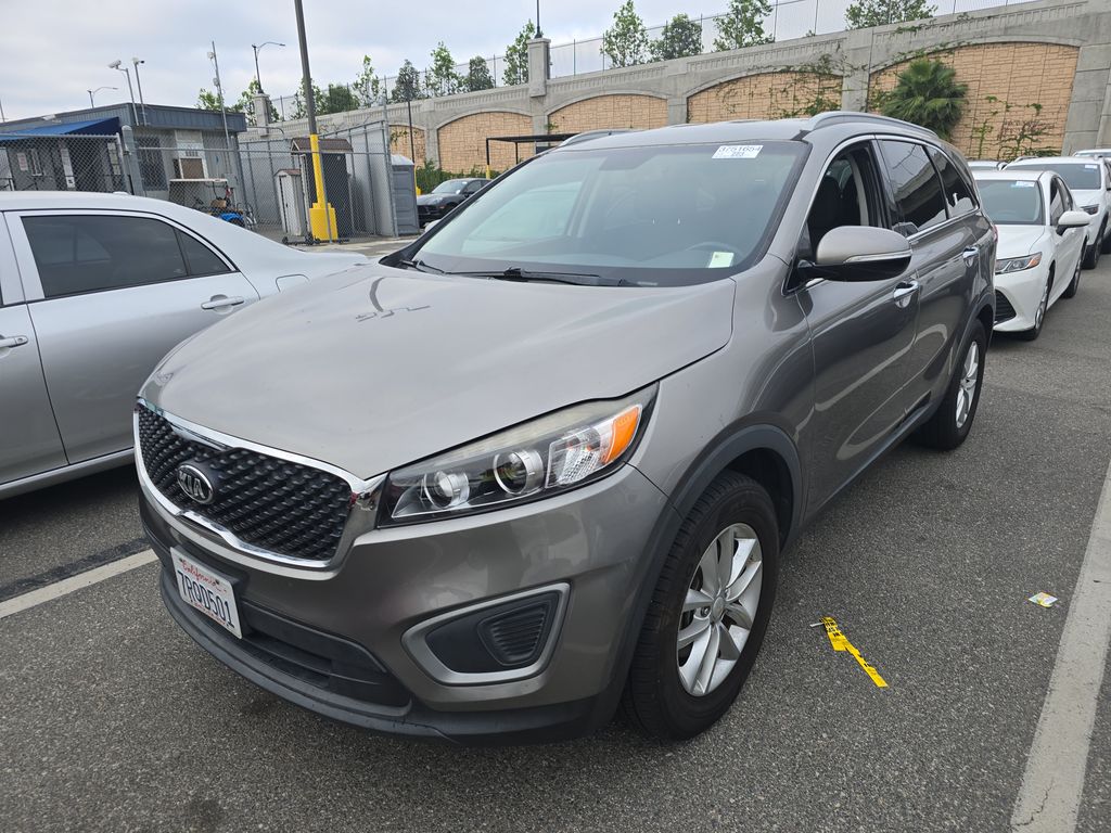 2016 Kia Sorento LX photo
