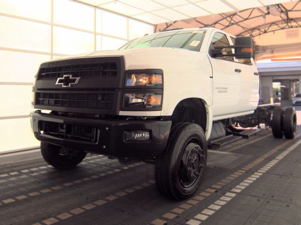 2023 Chevrolet Silverado Mediu photo