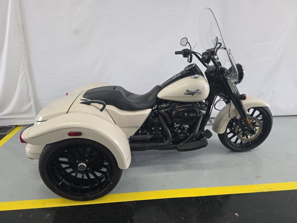 2023 Harley-Davidson Flrt photo
