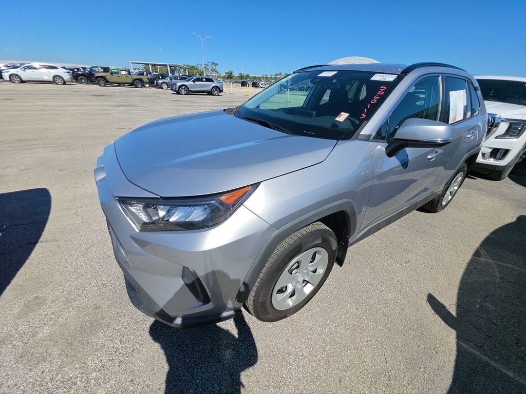 2021 Toyota RAV4 LE photo