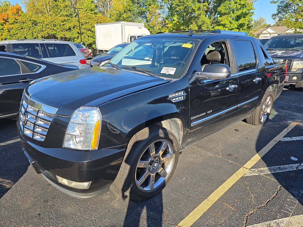 2010 Cadillac ESC Premium photo