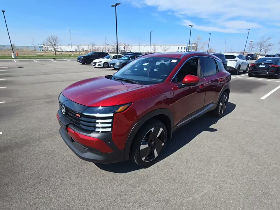 2025 Nissan Kicks SR photo