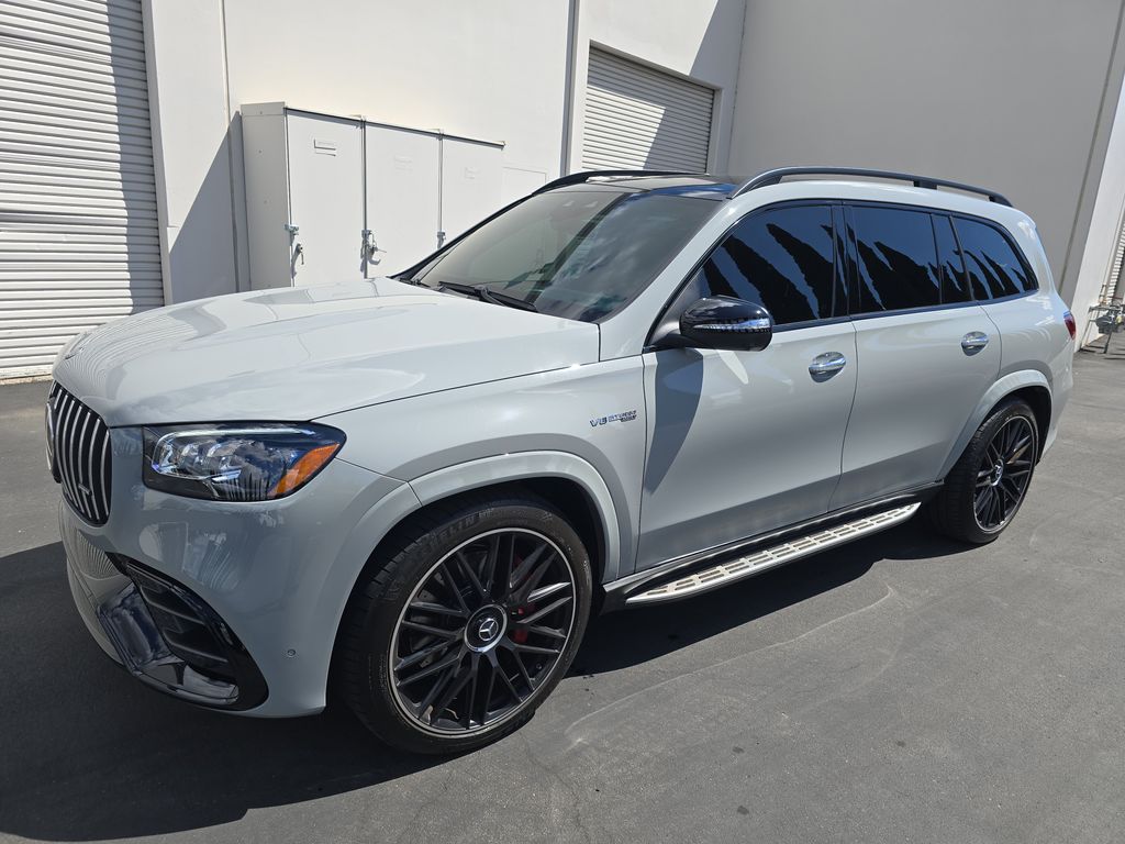 2025 Mercedes-Benz GLS AMG GLS 63 photo