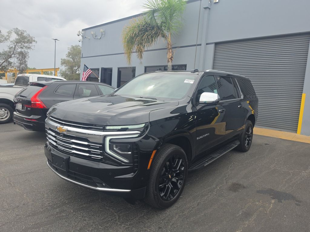 2025 Chevrolet Suburban Premier photo