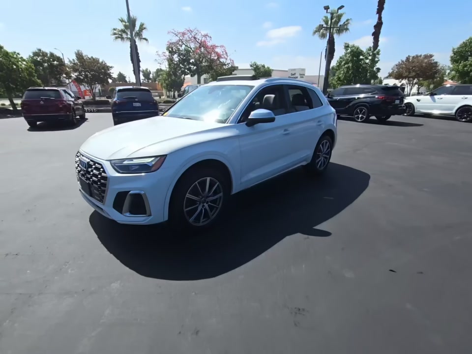 2021 Audi SQ5 Premium + photo