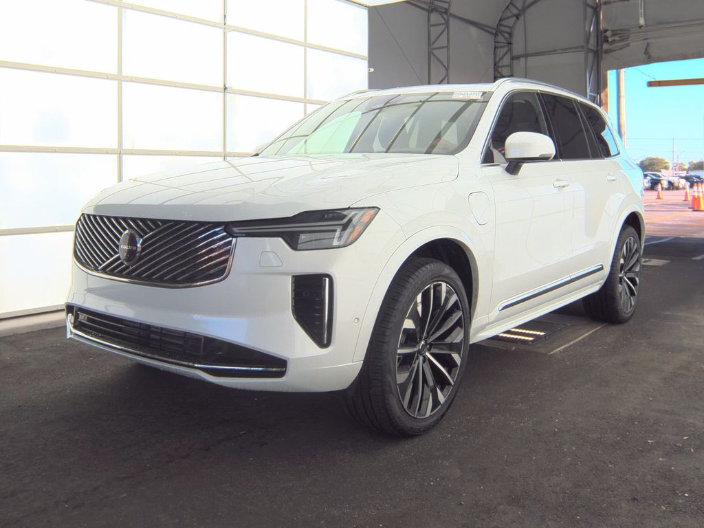 2025 Volvo XC90 Ultra photo