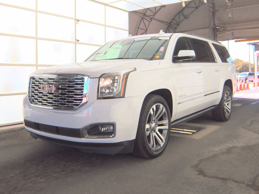 2018 GMC Yukon Denali photo