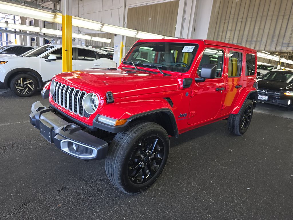 2025 Jeep Wrangler Sahara photo