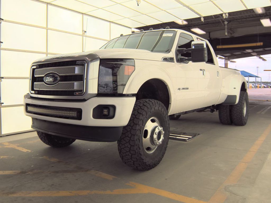 2016 Ford F-350 Platinum photo