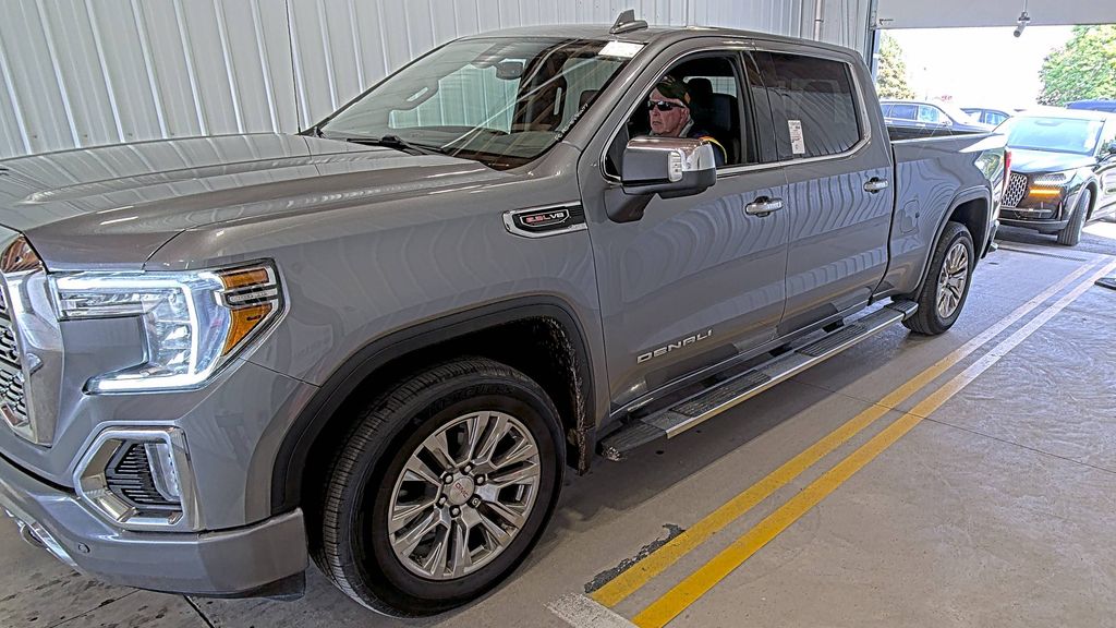 2021 GMC 1500 Denali photo