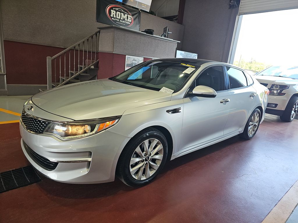 2016 Kia Optima EX photo