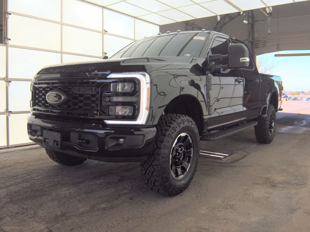 2025 Ford F-250 XLT photo