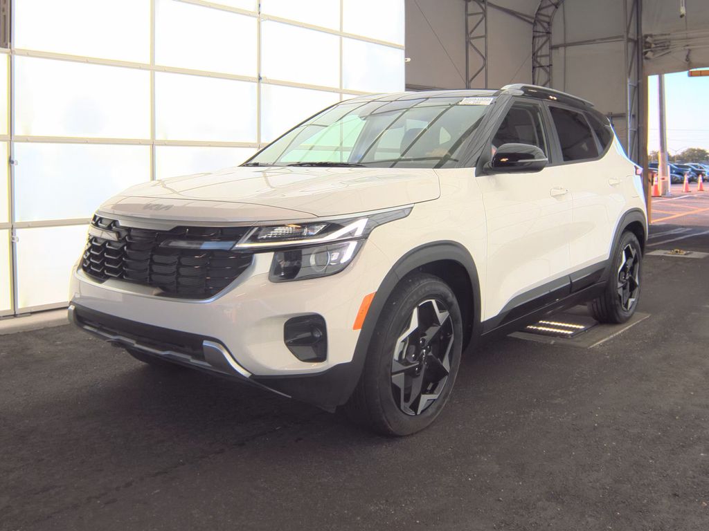 2025 Kia Seltos S photo
