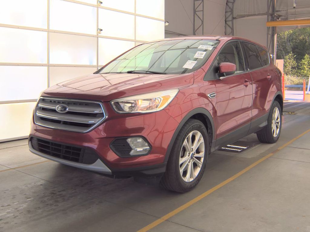 2019 Ford Escape SE photo