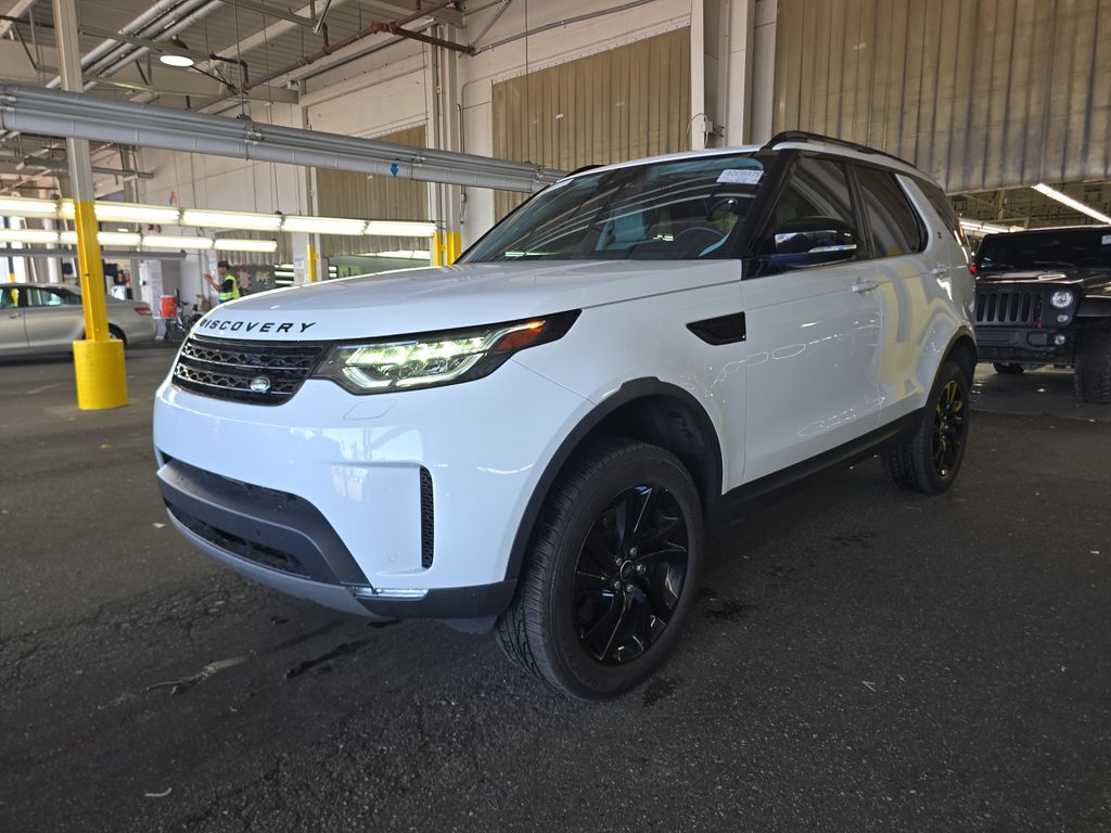 2017 Land Rover Discovery HSE Luxury photo