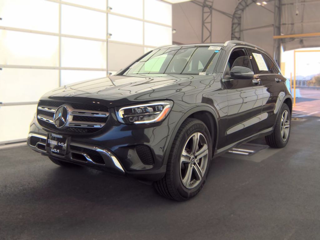 2021 Mercedes-Benz GLC GLC 300 photo